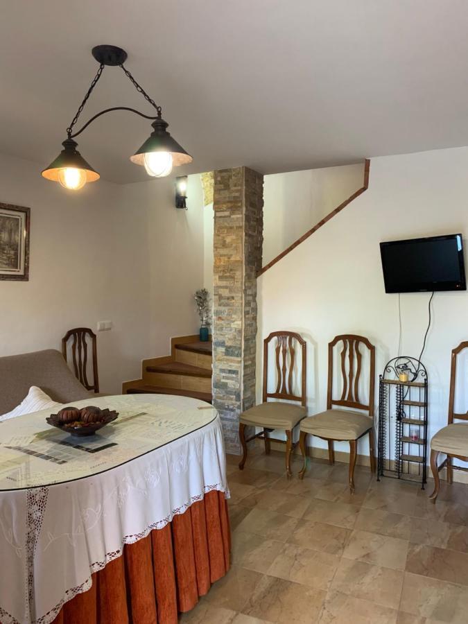 בית הארחה Setenil De Las Bodegas 	Casa Cueva "Las Calcetas" מראה חיצוני תמונה